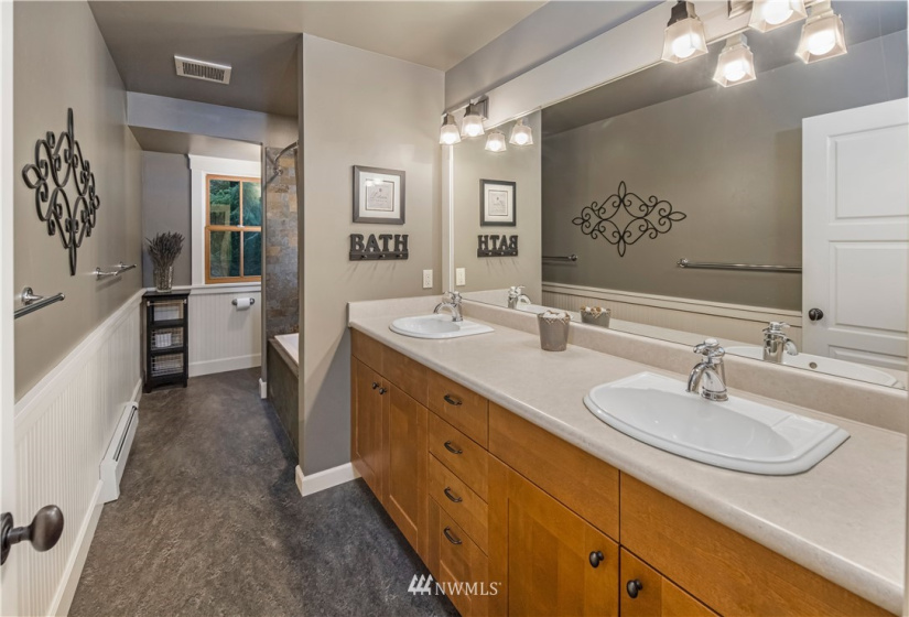 156 Moonlight Drive, San Juan Island, Washington 98250, 3 Bedrooms Bedrooms, ,1 BathroomBathrooms,Residential,For Sale,Moonlight Drive,NWM1866754