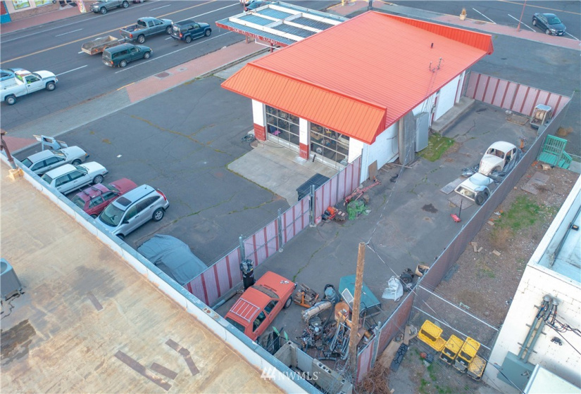205 Broadway, Moses Lake, Washington 98837, ,Commercial Sale,For Sale,Broadway,NWM1866300