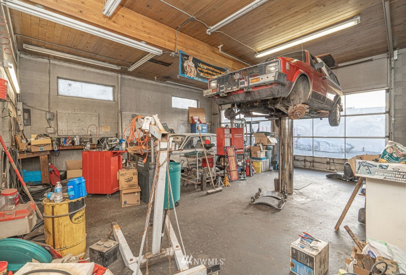 205 Broadway, Moses Lake, Washington 98837, ,Commercial Sale,For Sale,Broadway,NWM1866300