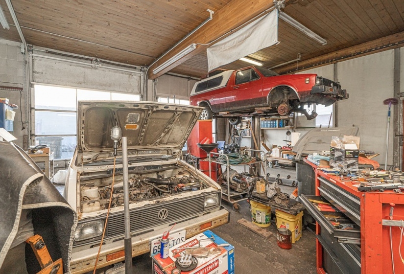 205 Broadway, Moses Lake, Washington 98837, ,Commercial Sale,For Sale,Broadway,NWM1866300