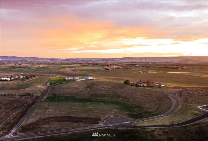 187 Cross Creek, Walla Walla, Washington 99324, ,Land,For Sale,Cross Creek,NWM1866793