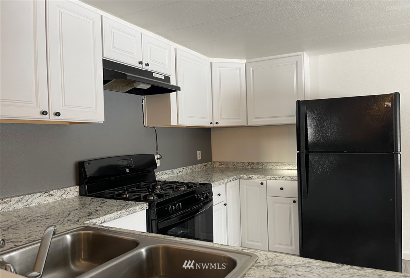 10 Curlew Airport, Curlew, Washington 99118, 3 Bedrooms Bedrooms, ,1 BathroomBathrooms,Residential,For Sale,Curlew Airport,NWM1867076