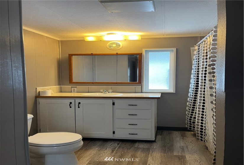 10 Curlew Airport, Curlew, Washington 99118, 3 Bedrooms Bedrooms, ,1 BathroomBathrooms,Residential,For Sale,Curlew Airport,NWM1867076