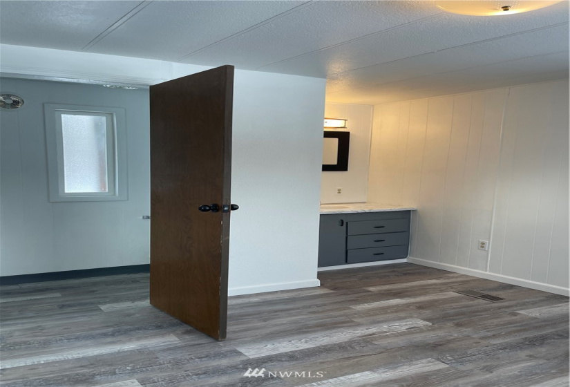 10 Curlew Airport, Curlew, Washington 99118, 3 Bedrooms Bedrooms, ,1 BathroomBathrooms,Residential,For Sale,Curlew Airport,NWM1867076