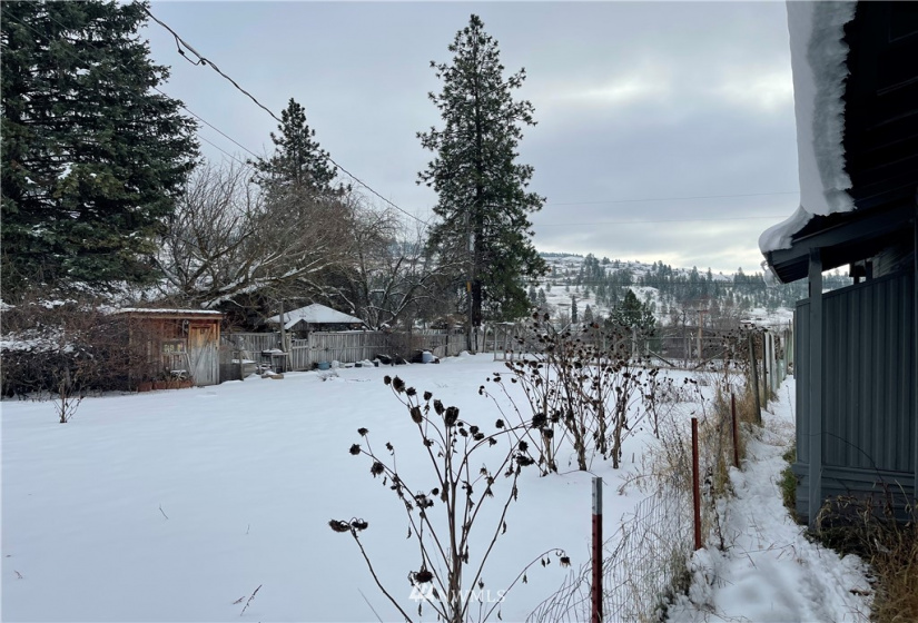 10 Curlew Airport, Curlew, Washington 99118, 3 Bedrooms Bedrooms, ,1 BathroomBathrooms,Residential,For Sale,Curlew Airport,NWM1867076