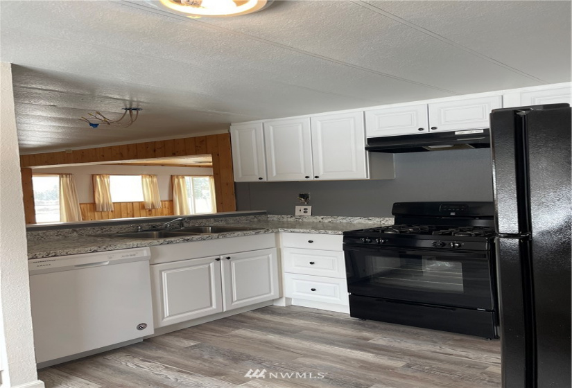 10 Curlew Airport, Curlew, Washington 99118, 3 Bedrooms Bedrooms, ,1 BathroomBathrooms,Residential,For Sale,Curlew Airport,NWM1867076