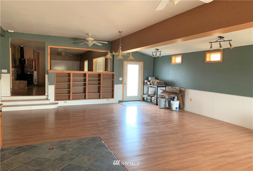 10 Sunset, Republic, Washington 99166, 2 Bedrooms Bedrooms, ,1 BathroomBathrooms,Residential,For Sale,GRANDPAS SP,Sunset,NWM1867109