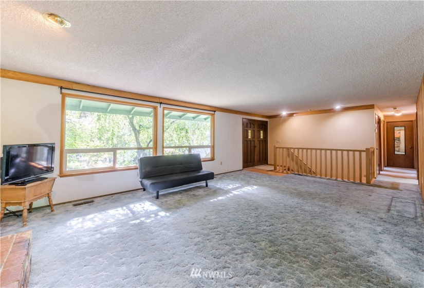 8419 121st, Puyallup, Washington 98373, 4 Bedrooms Bedrooms, ,2 BathroomsBathrooms,Residential,For Sale,121st,NWM1865994