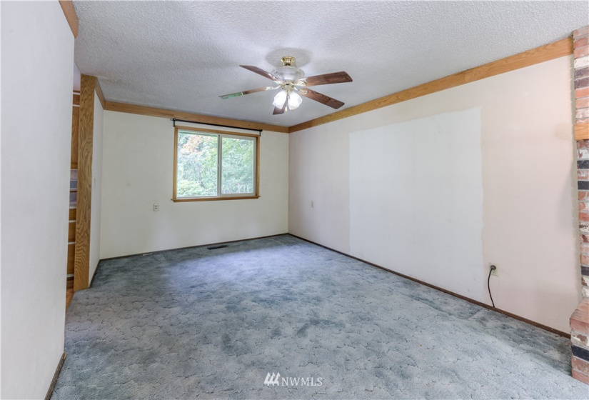 8419 121st, Puyallup, Washington 98373, 4 Bedrooms Bedrooms, ,2 BathroomsBathrooms,Residential,For Sale,121st,NWM1865994