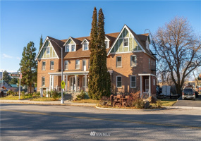 102 Park, Waterville, Washington 98858, ,Commercial Sale,For Sale,Park,NWM1867242