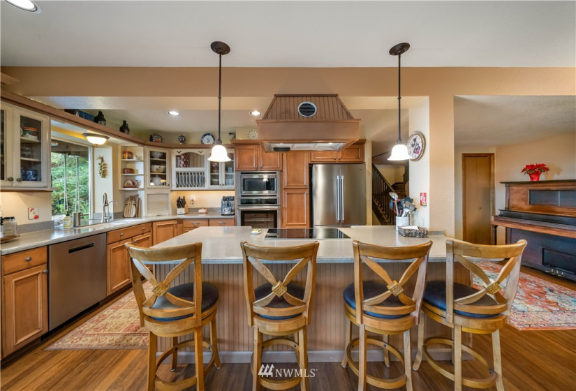 6401 48th, Tacoma, Washington 98407, 5 Bedrooms Bedrooms, ,3 BathroomsBathrooms,Residential,For Sale,48th,NWM1867169