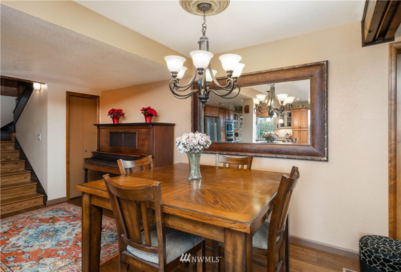 6401 48th, Tacoma, Washington 98407, 5 Bedrooms Bedrooms, ,3 BathroomsBathrooms,Residential,For Sale,48th,NWM1867169