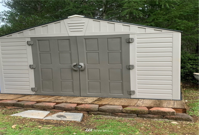 60 Seahawks, Belfair, Washington 98528, 4 Bedrooms Bedrooms, ,2 BathroomsBathrooms,Residential,For Sale,Seahawks,NWM1867351
