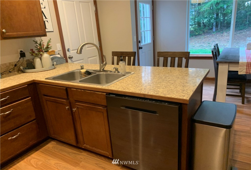 60 Seahawks, Belfair, Washington 98528, 4 Bedrooms Bedrooms, ,2 BathroomsBathrooms,Residential,For Sale,Seahawks,NWM1867351