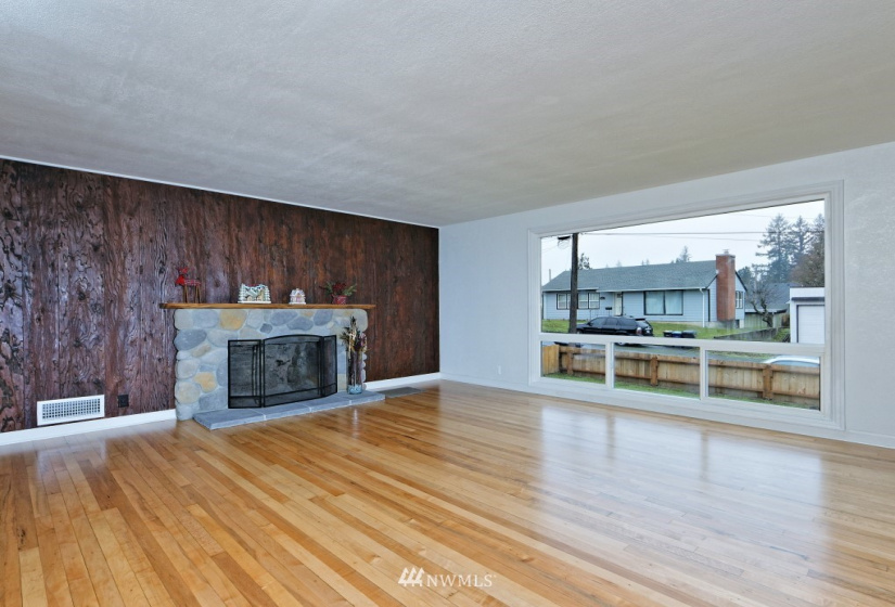 1011 Olympic, Shelton, Washington 98584, 4 Bedrooms Bedrooms, ,2 BathroomsBathrooms,Residential,For Sale,Olympic,NWM1866327
