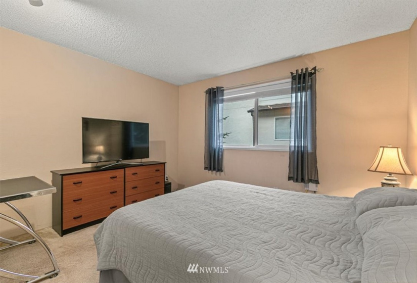 14128 74th, Kirkland, Washington 98034, 2 Bedrooms Bedrooms, ,1 BathroomBathrooms,Residential,For Sale,74th,NWM1867704