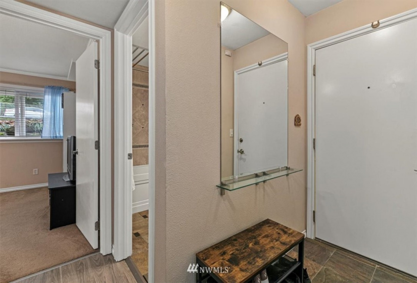14128 74th, Kirkland, Washington 98034, 2 Bedrooms Bedrooms, ,1 BathroomBathrooms,Residential,For Sale,74th,NWM1867704