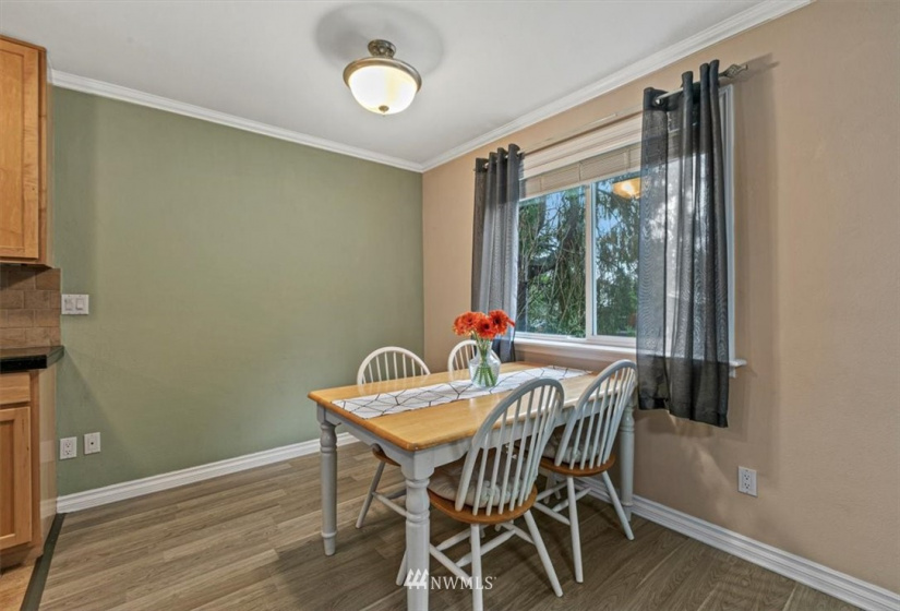 14128 74th, Kirkland, Washington 98034, 2 Bedrooms Bedrooms, ,1 BathroomBathrooms,Residential,For Sale,74th,NWM1867704