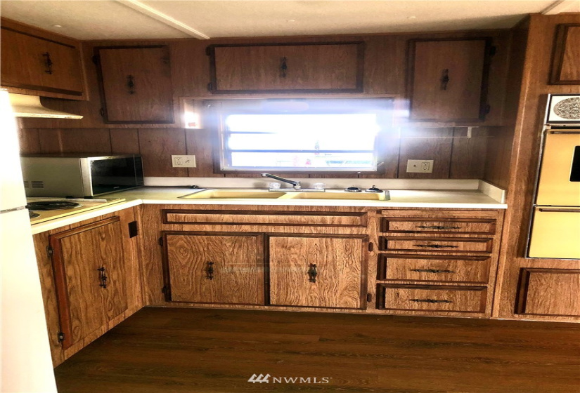 1700 Shelton Springs RD, Shelton, Washington 98584, 2 Bedrooms Bedrooms, ,Manufactured In Park,For Sale,Shelton Springs RD,NWM1867737