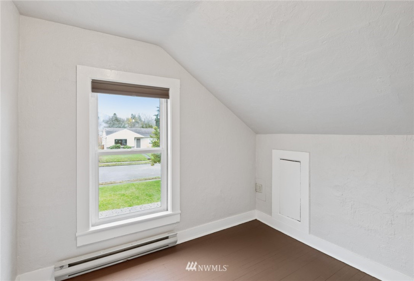 535 Third, Port Angeles, Washington 98362, 5 Bedrooms Bedrooms, ,2 BathroomsBathrooms,Residential,For Sale,P S CO-OP COLONY SUBD,Third,NWM1867761
