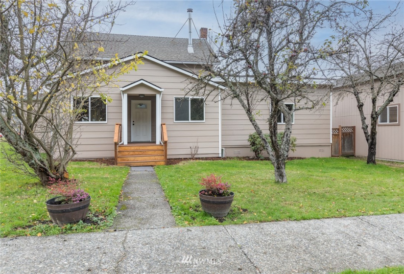535 Third, Port Angeles, Washington 98362, 5 Bedrooms Bedrooms, ,2 BathroomsBathrooms,Residential,For Sale,P S CO-OP COLONY SUBD,Third,NWM1867761