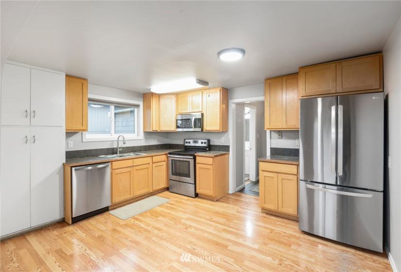 535 Third, Port Angeles, Washington 98362, 5 Bedrooms Bedrooms, ,2 BathroomsBathrooms,Residential,For Sale,P S CO-OP COLONY SUBD,Third,NWM1867761