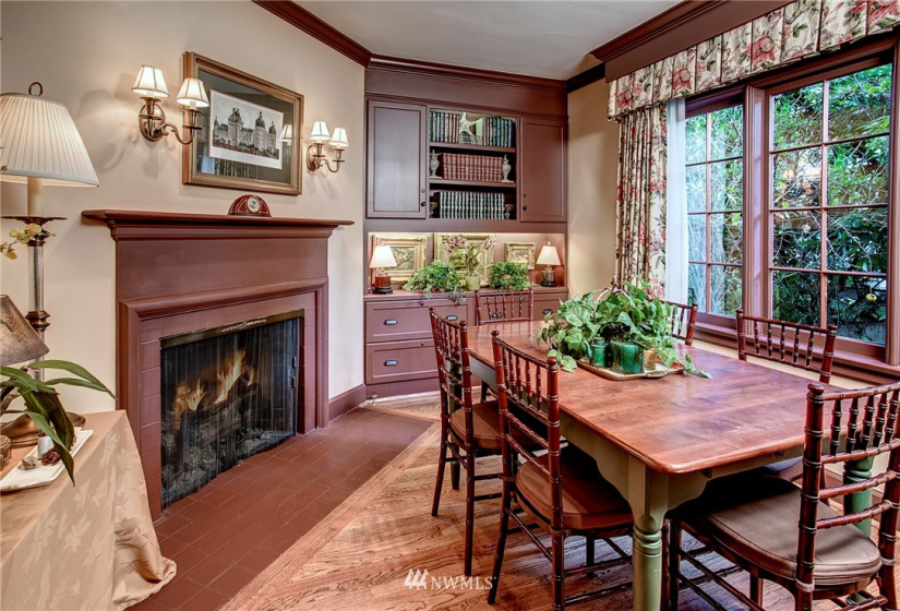 3321 E Valley, Seattle, Washington 98112, 3 Bedrooms Bedrooms, ,1 BathroomBathrooms,Residential Lease,For Rent,Valley,NWM1867345