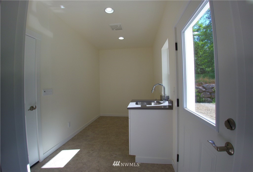1410 Rook, Port Angeles, Washington 98362, 3 Bedrooms Bedrooms, ,1 BathroomBathrooms,Residential,For Sale,Reidell Phase IIB,Rook,NWM1867556
