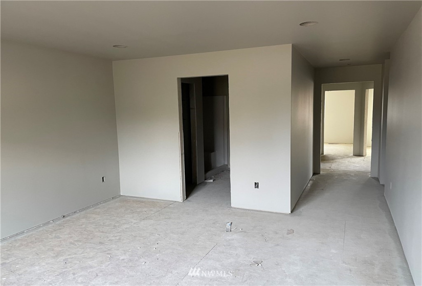 12 Emma, Wenatchee, Washington 98801, 3 Bedrooms Bedrooms, ,1 BathroomBathrooms,Residential,For Sale,Pheasant Hills,Emma,NWM1867609