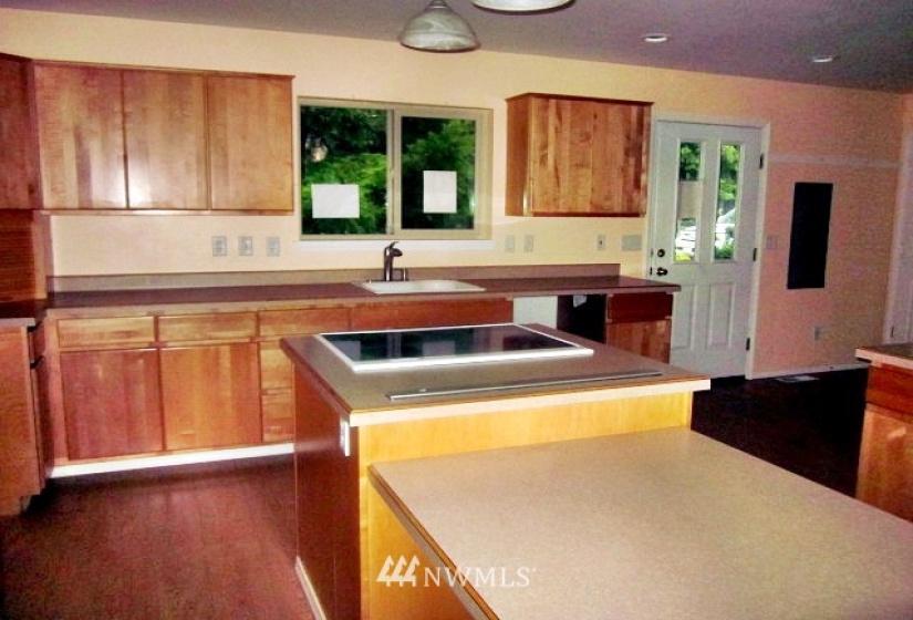 153 Bergen, Morton, Washington 98356, 1 Bedroom Bedrooms, ,Residential,For Sale,Bergen,NWM1867992