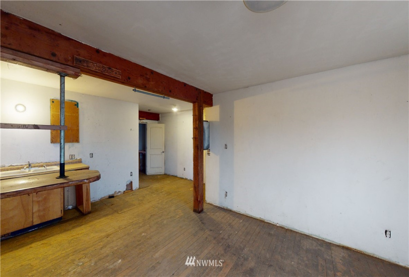 227 Evans, College Place, Washington 99324, ,Commercial Sale,For Sale,Evans,NWM1868014