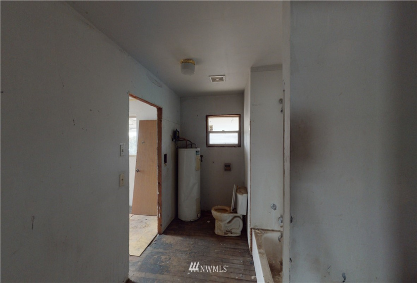 227 Evans, College Place, Washington 99324, ,Commercial Sale,For Sale,Evans,NWM1868014