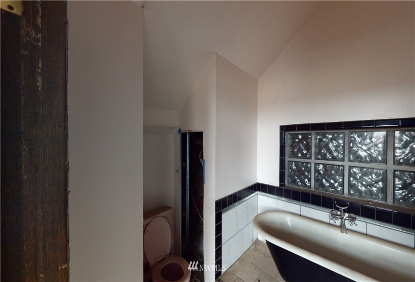 227 Evans, College Place, Washington 99324, ,Commercial Sale,For Sale,Evans,NWM1868014