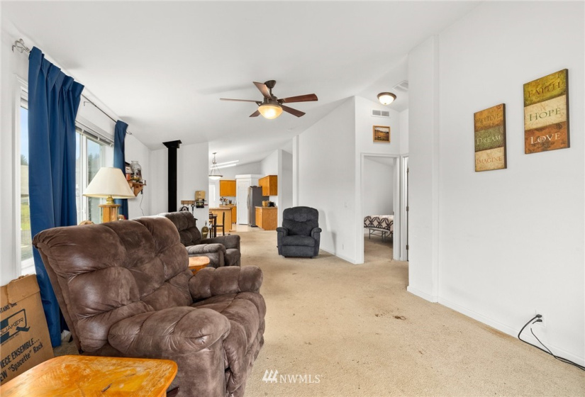 125 Deer Haven Drive, Winlock, Washington 98596, 3 Bedrooms Bedrooms, ,2 BathroomsBathrooms,Manufactured In Park,For Sale,Deer Haven Drive,NWM1868070