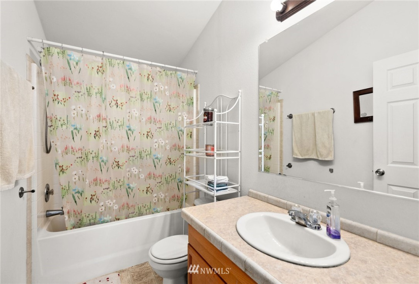 125 Deer Haven Drive, Winlock, Washington 98596, 3 Bedrooms Bedrooms, ,2 BathroomsBathrooms,Manufactured In Park,For Sale,Deer Haven Drive,NWM1868070