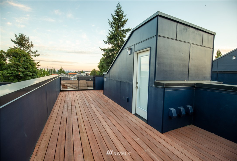 1400 95th, Seattle, Washington 98103, ,Residential Income,For Sale,95th,NWM1867749