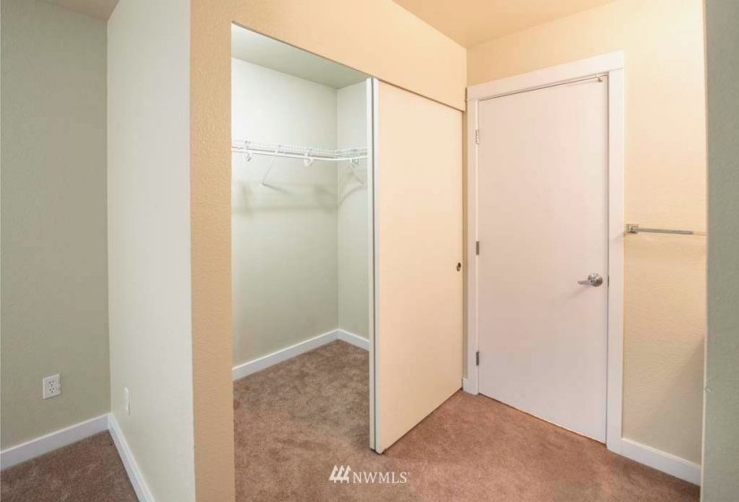 9805 Avondale, Redmond, Washington 98052, 2 Bedrooms Bedrooms, ,1 BathroomBathrooms,Residential Lease,For Rent,Avondale,NWM1868174