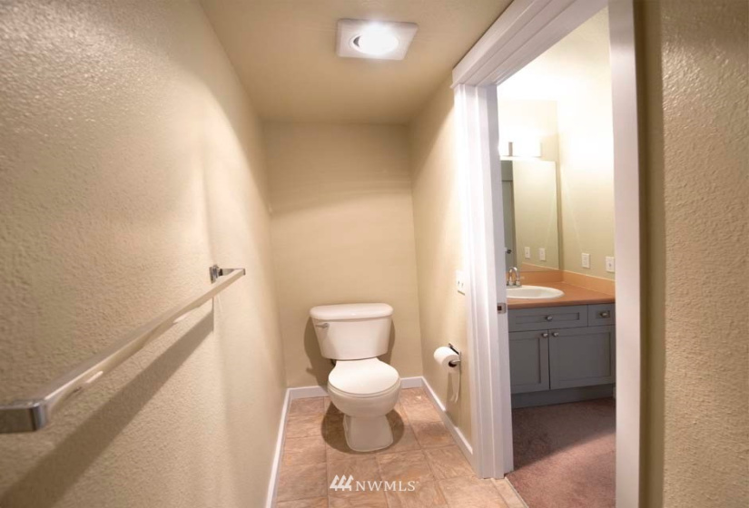 9805 Avondale, Redmond, Washington 98052, 2 Bedrooms Bedrooms, ,1 BathroomBathrooms,Residential Lease,For Rent,Avondale,NWM1868174