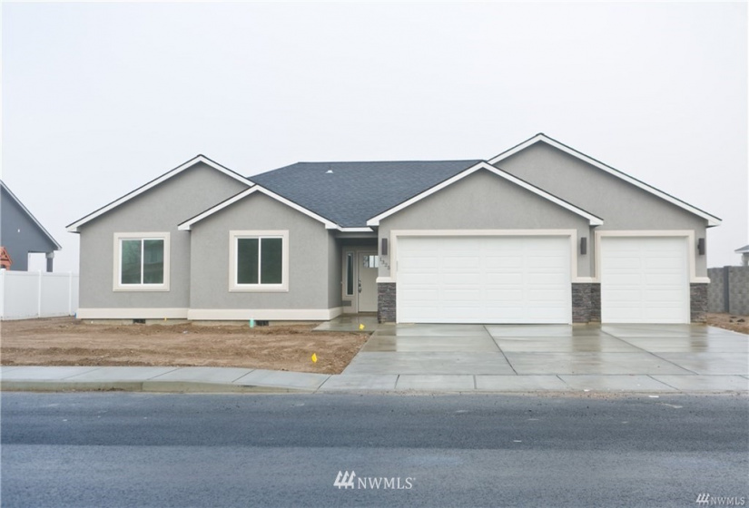 1120 Mt Baker, Othello, Washington 99344, 4 Bedrooms Bedrooms, ,2 BathroomsBathrooms,Residential,For Sale,Sandhill Estates Phase 3,Mt Baker,NWM1868151