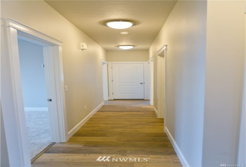 1120 Mt Baker, Othello, Washington 99344, 4 Bedrooms Bedrooms, ,2 BathroomsBathrooms,Residential,For Sale,Sandhill Estates Phase 3,Mt Baker,NWM1868151