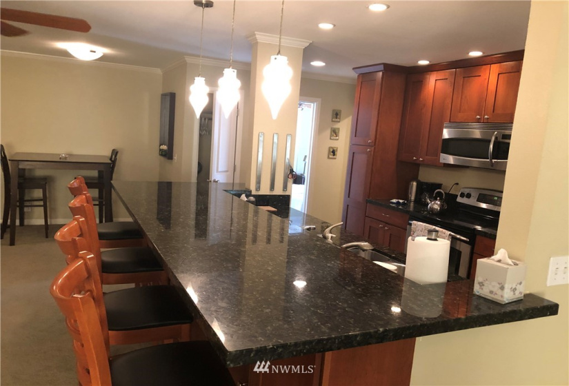2760 76th Ave SE, Mercer Island, Washington 98040, 2 Bedrooms Bedrooms, ,1 BathroomBathrooms,Residential,For Sale,76th Ave SE,NWM1868173