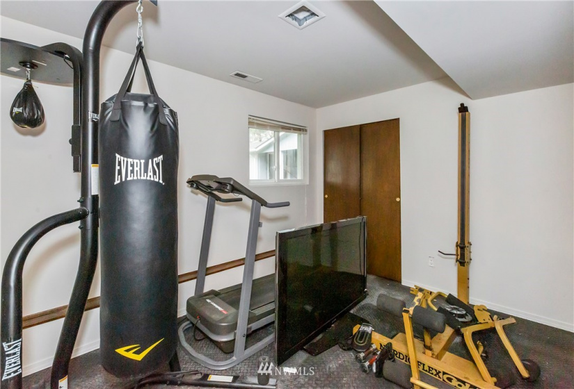 12018 Lonetree, Poulsbo, Washington 98370, 3 Bedrooms Bedrooms, ,3 BathroomsBathrooms,Residential,For Sale,Single Tree,Lonetree,NWM1868338