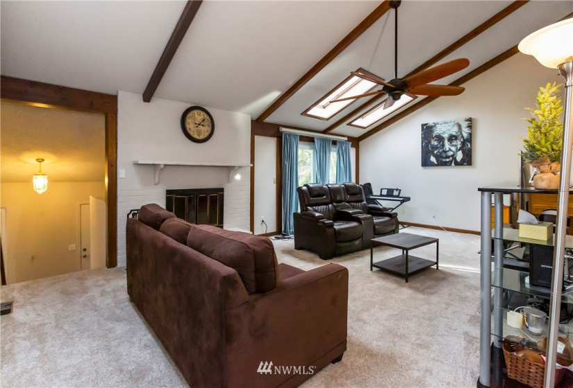 12018 Lonetree, Poulsbo, Washington 98370, 3 Bedrooms Bedrooms, ,3 BathroomsBathrooms,Residential,For Sale,Single Tree,Lonetree,NWM1868338