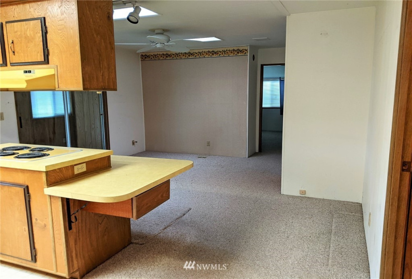 201 Union, Renton, Washington 98059, 2 Bedrooms Bedrooms, ,Manufactured In Park,For Sale,Union,NWM1866913