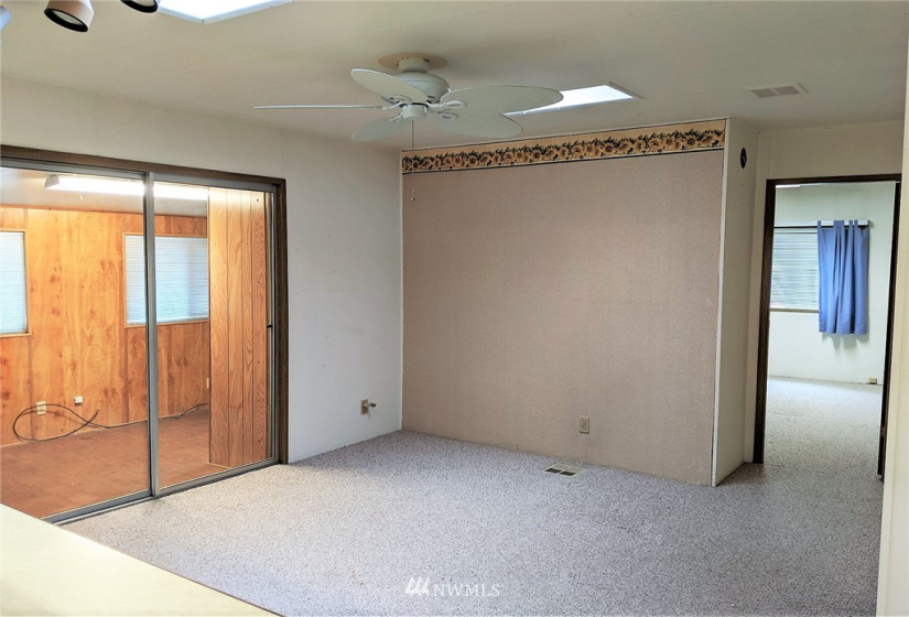 201 Union, Renton, Washington 98059, 2 Bedrooms Bedrooms, ,Manufactured In Park,For Sale,Union,NWM1866913