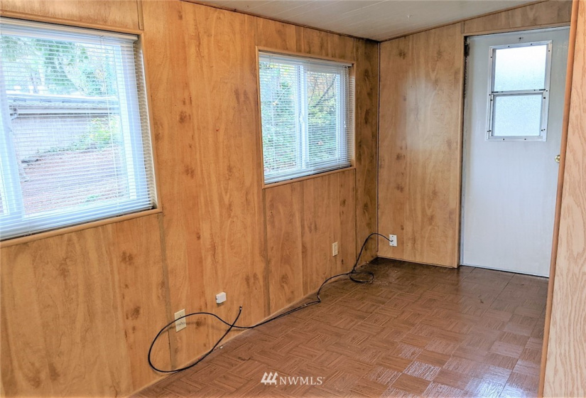 201 Union, Renton, Washington 98059, 2 Bedrooms Bedrooms, ,Manufactured In Park,For Sale,Union,NWM1866913