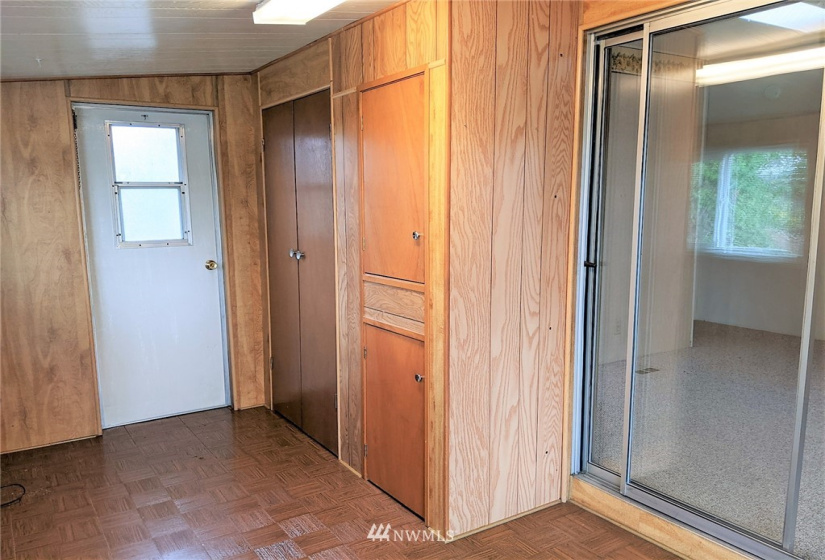 201 Union, Renton, Washington 98059, 2 Bedrooms Bedrooms, ,Manufactured In Park,For Sale,Union,NWM1866913
