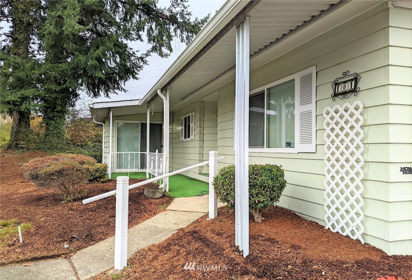 201 Union, Renton, Washington 98059, 2 Bedrooms Bedrooms, ,Manufactured In Park,For Sale,Union,NWM1866913
