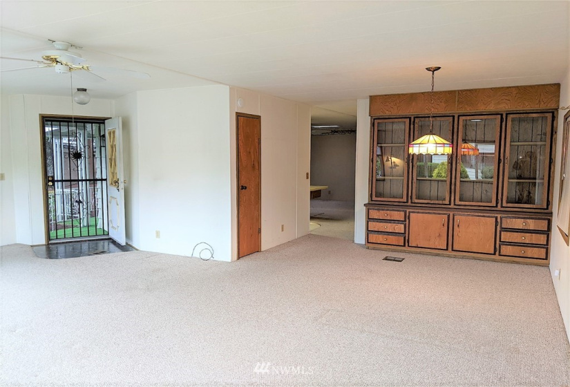 201 Union, Renton, Washington 98059, 2 Bedrooms Bedrooms, ,Manufactured In Park,For Sale,Union,NWM1866913