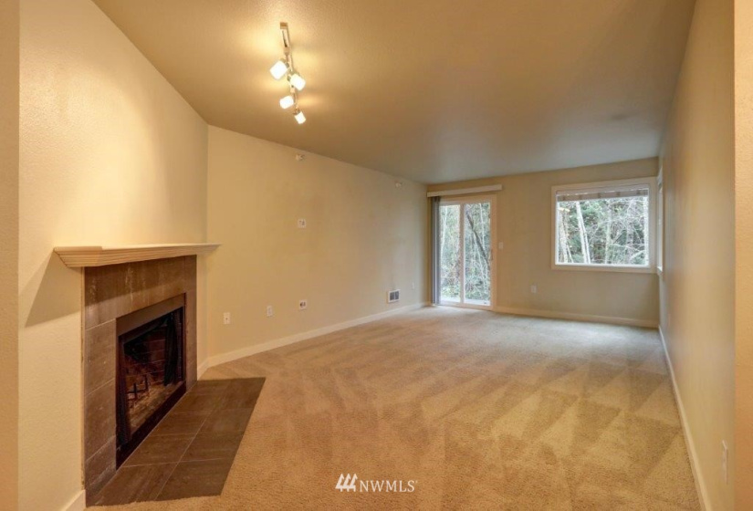 700 Front, Issaquah, Washington 98027, 2 Bedrooms Bedrooms, ,2 BathroomsBathrooms,Residential Lease,For Rent,Front,NWM1868366